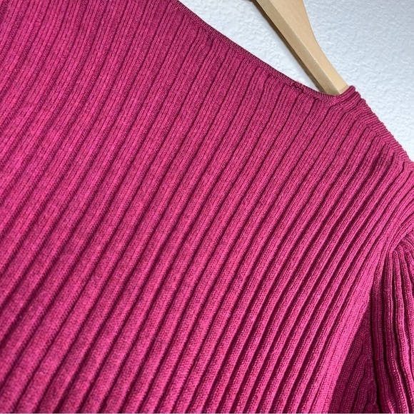 Vintage 90’s LL Bean Sweater 100% Wool V-Neck Red Ribbed Women’s Size Large - Picture 5 of 6